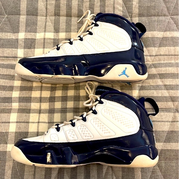 Nike Jordan Pearl Blue size 7Y